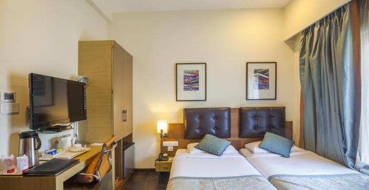 Hotel Riverview Ахмедабад Экстерьер фото